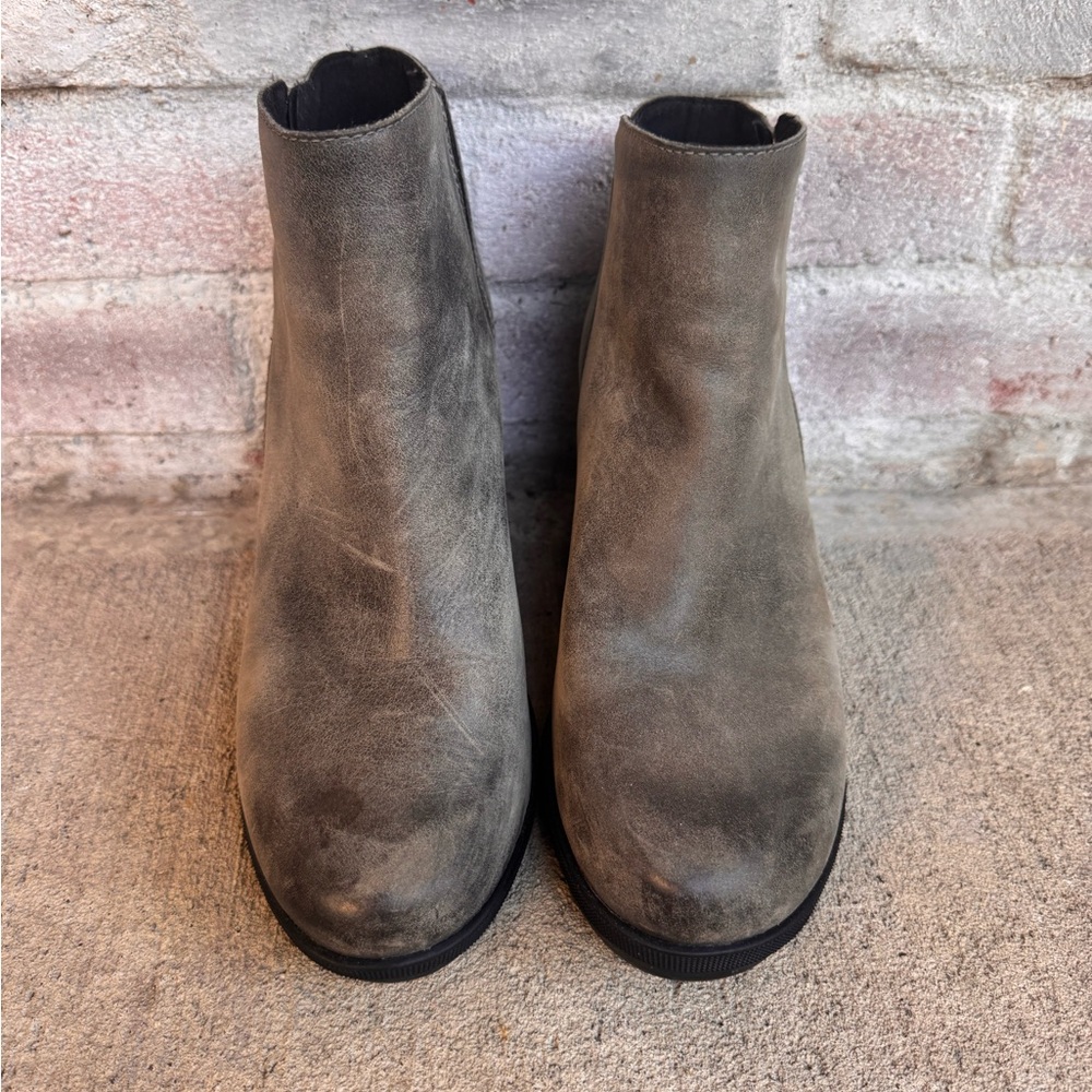 Sorel - Joan of Arc -Women's Gray Ankle Bootie’s